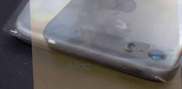 機身外殼諜照：更寬的 iPhone 6？