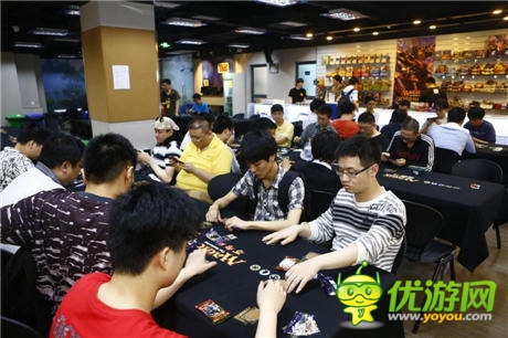 iPad卡牌《萬智牌：鵬洛客對決2015》搶先爆