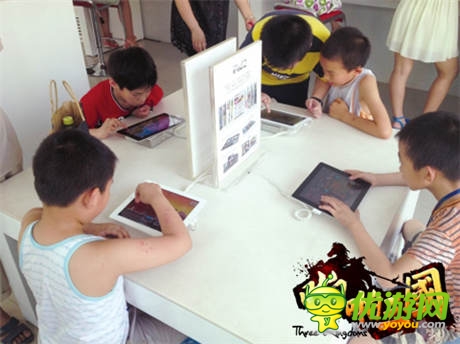 小學生也玩《啪啪三國》 游戲里的熊孩子惹不起