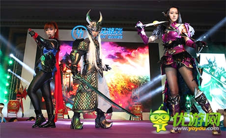 《神魔》Coser驚艷全場(chǎng) 玩家且贊且珍惜