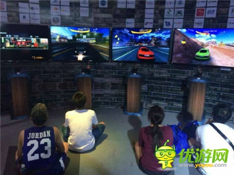 TCL攜手ATET、聯通首秀ChinaJoy 推最大電視游戲生態(tài)圈