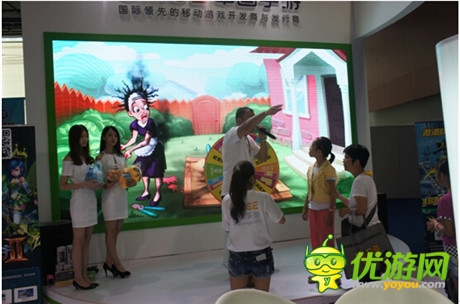 激爽《激流快艇2》南國(guó)書香節(jié)現(xiàn)場(chǎng)大狂飆