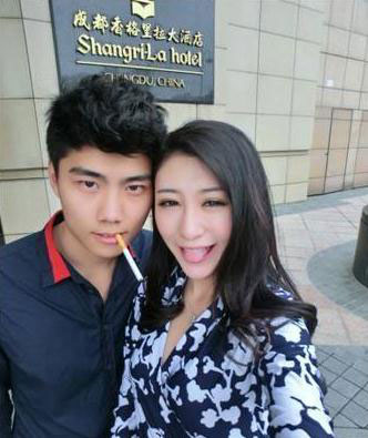美女玩《實(shí)況俱樂(lè)部》中足彩29萬(wàn) 遇上渣男捐款潛逃