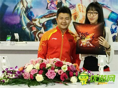 百變小圓醬《指尖刀塔》90后美女主播NEST電競(jìng)賽躥紅