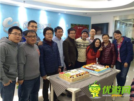 《三劍豪》大陸區(qū)IOS流水再破1500萬(wàn)，全員慶祝